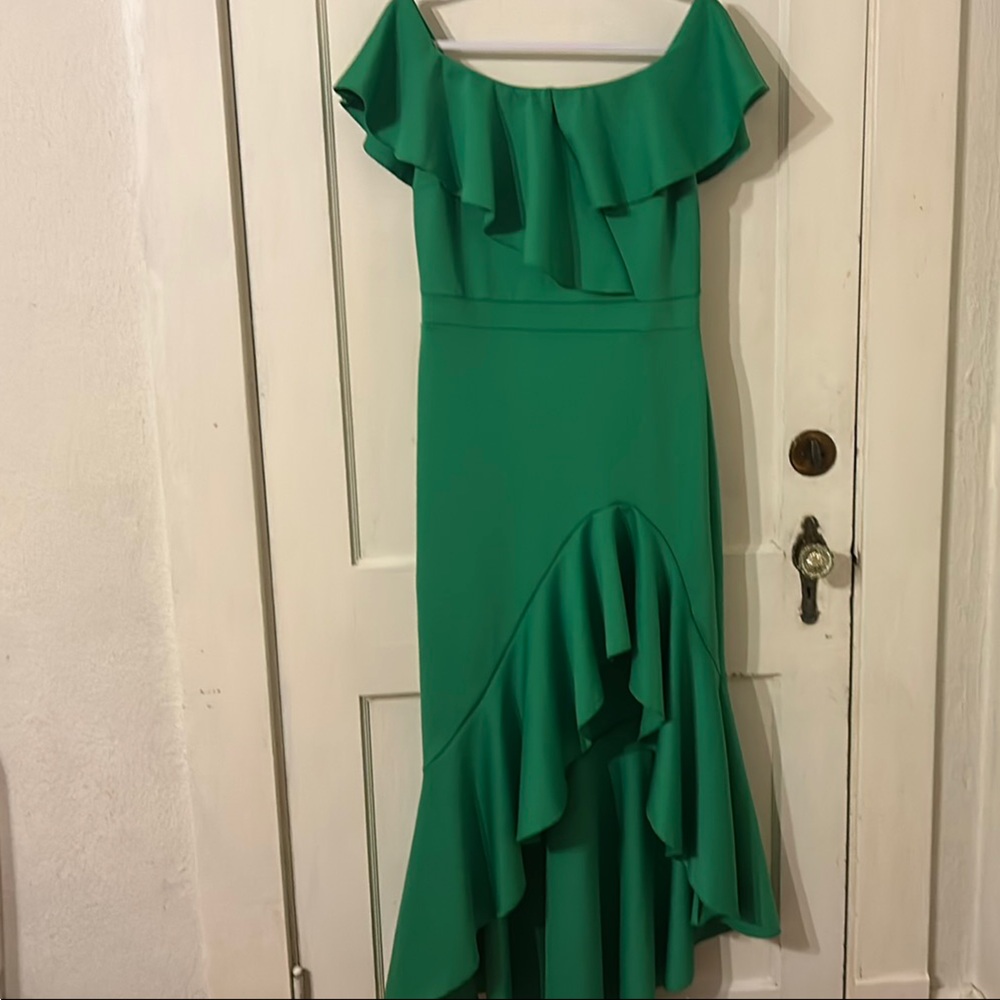 VENUS Green Asymmetrical Sheath Dress with Flutter Sleeves